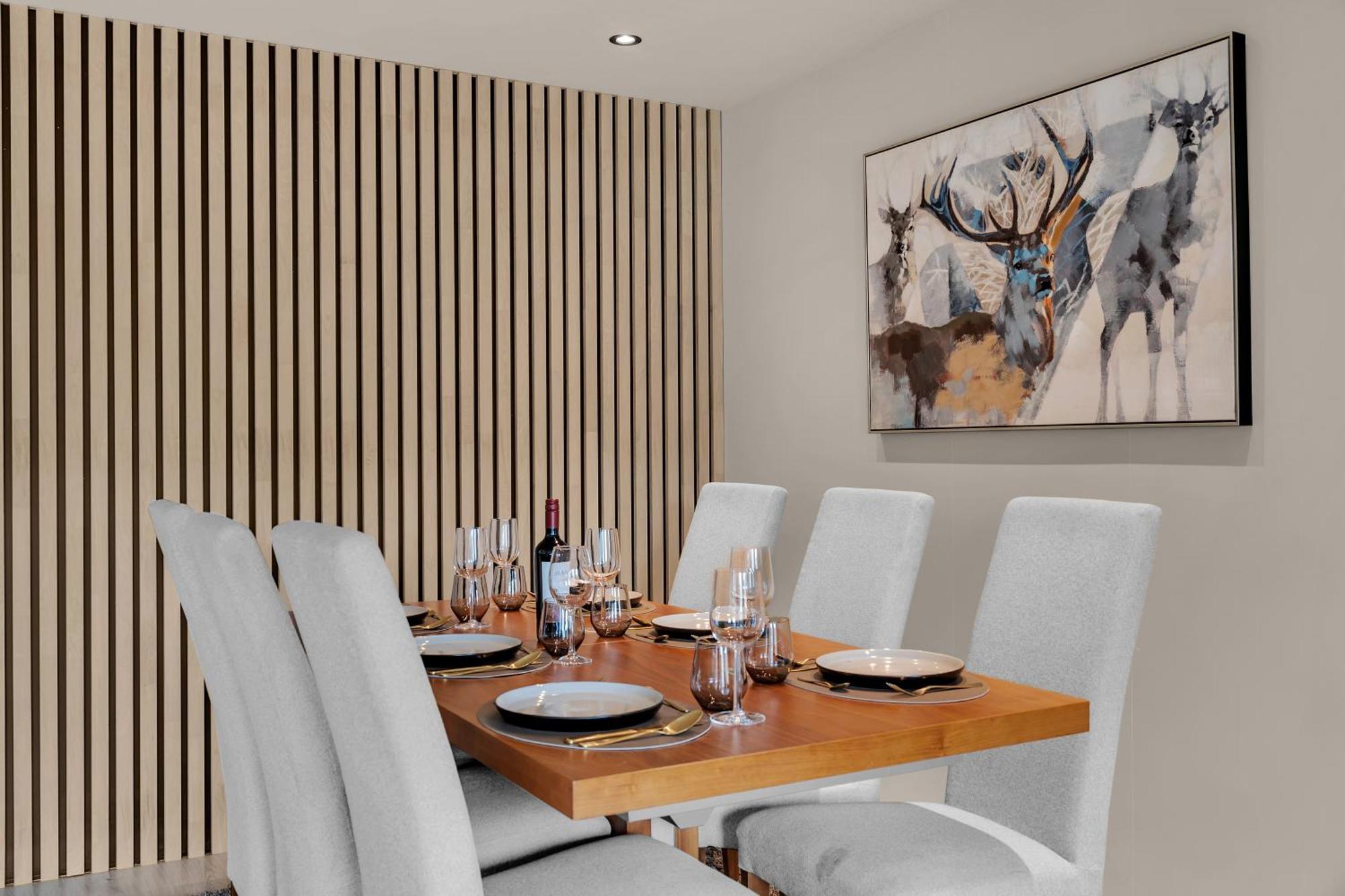 Arctic Homes - Premium Plaza *